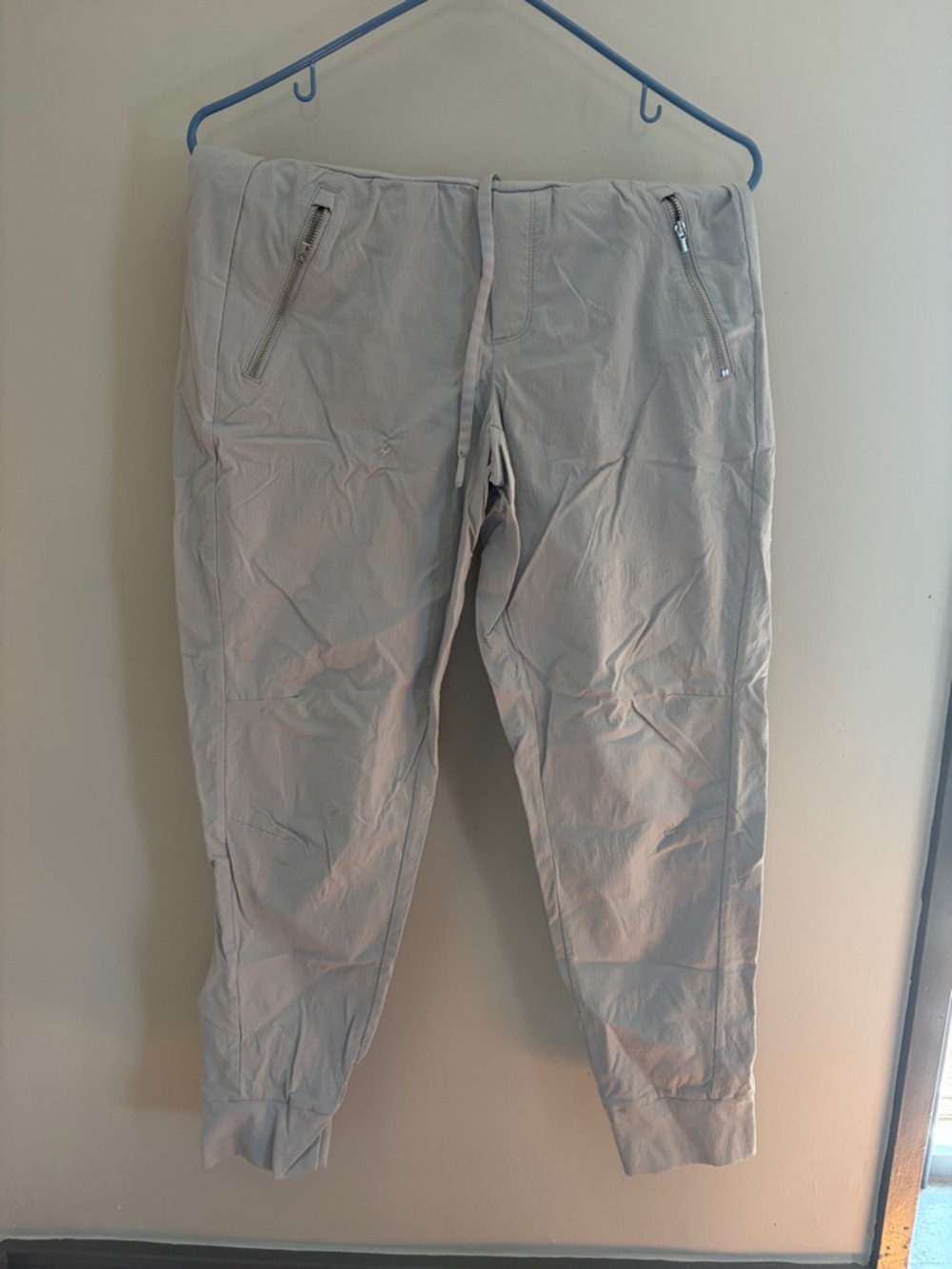 Athleta Light Women  Performance Joggers